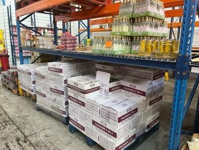 STOCKS : 
- Bières, épicerie, huile, farine,...