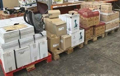 STOCKS : 
- Bières, épicerie, huile, farine,...