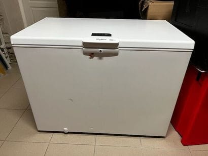 1 congélateur-coffre WHIRLPOOL Space Max

VENTE...
