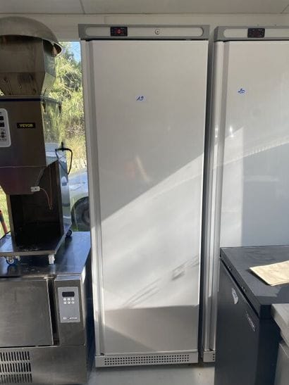 1 armoire réfrigérée positive ELITECH

VENTE...