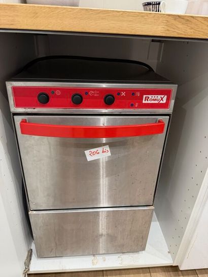 1 ROMU glass washer