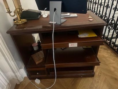 1 small desk with varnished mahogany top