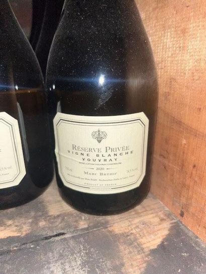 STOCK de bouteilles de vins comprenant :
(dans...