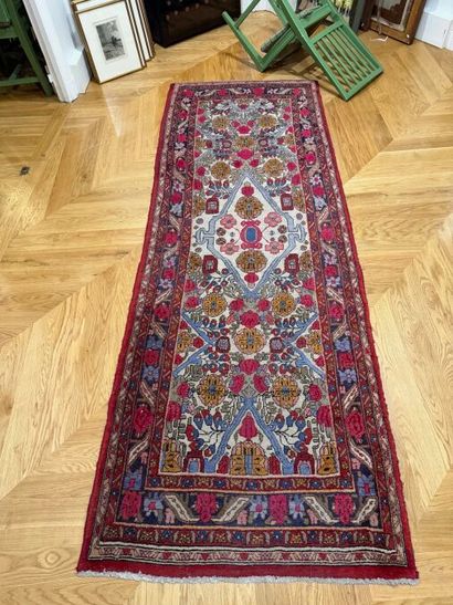 1 set including :
- 1 mechanical carpet....