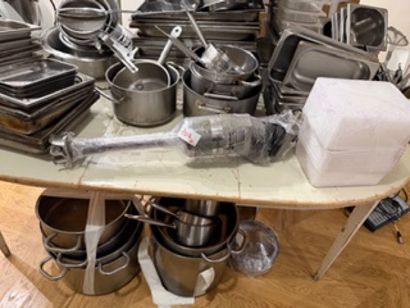 +1 large set of stainless steel cookware...
