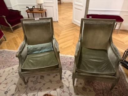 1 pair of square-back bergères in molded...