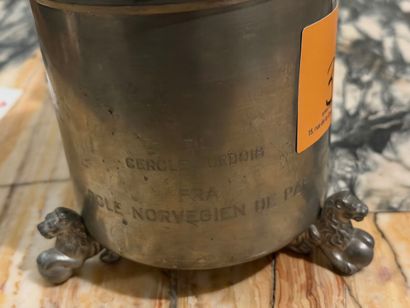 Pewter beer chopper

NB: gift from Le Cercle...