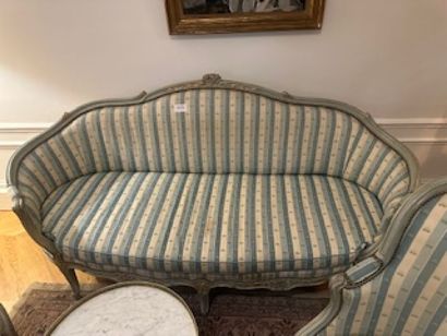 1 salon furniture consisting of a sofa and...