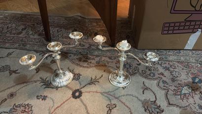 Important lot of metal candlesticks and candlesticks...