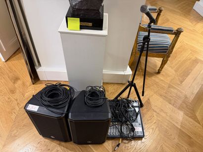 - 2 enceintes YAMAHA MSR400
- 2 enceintes...