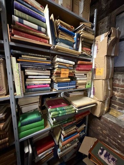 1 important lot de livres anglais, français,...