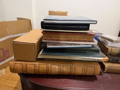 1 lot of various books and 3 framed meda...