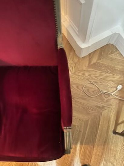 1 pair of corner bergères in molded and lacquered...