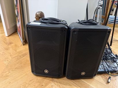 - 2 enceintes YAMAHA MSR400
- 2 enceintes...