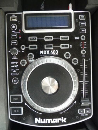 1 platine DJ NUMARK NDX400