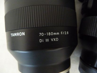 1 objectif TAMRON 70-180mm