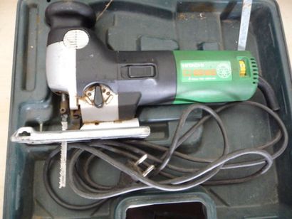 - 1 perforateur BOSCH filaire 
- 1 perforateur...