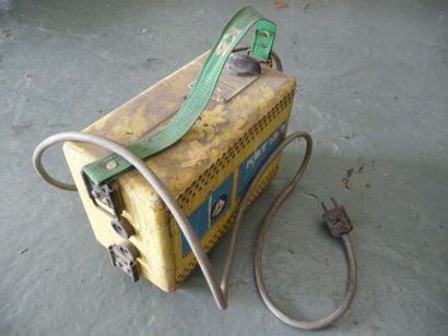 1 lot de poste à souder comprenant : 
- 1...