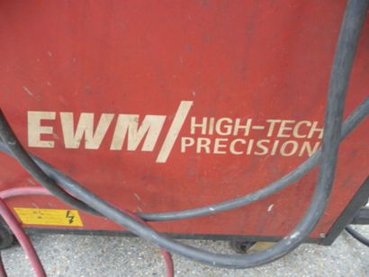 1 poste à souder EWM SATURN 250 MIG