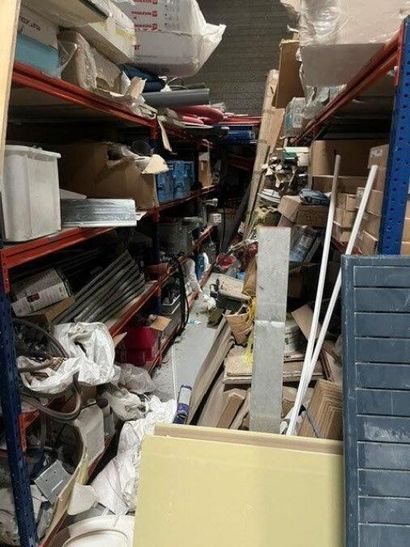 Retours de chantiers comprenant : Bois, planches,...
