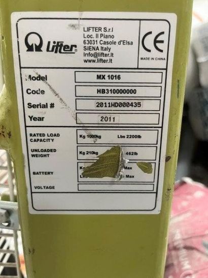 1 gerbeur manuel charge 2500 kg LIFTER MX...