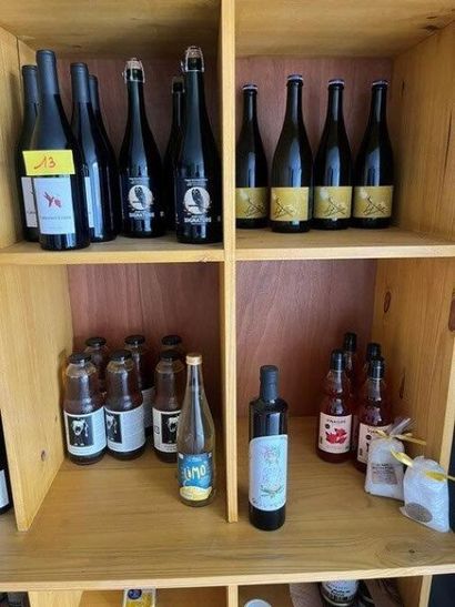 STOCK d'épicerie comprenant :
- (+/-) 28...