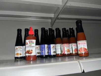 STOCK : Petit stock de vins, alcools dont...