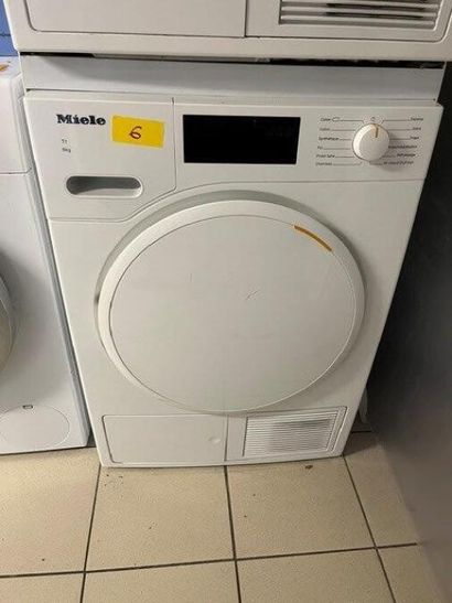 1 Sèche-linge MIELE (HS) (Ref. 6)

VENTE...