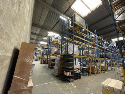 (+/-) 500 ml de racks haut. 7m (sans les...