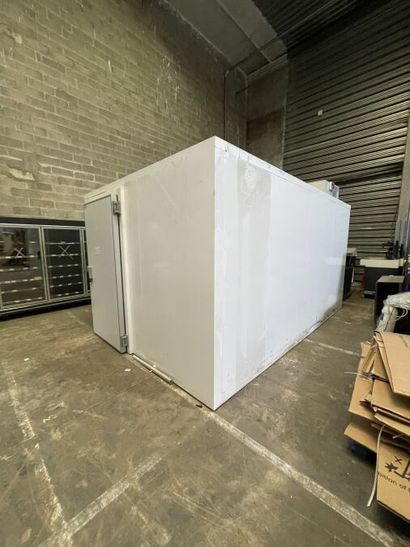 1 chambre froide MTH 4,40x3x2,30m