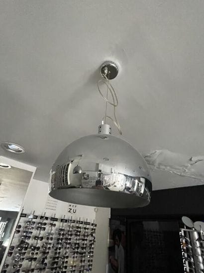 2 lampes globe couleur acier (à démonter...