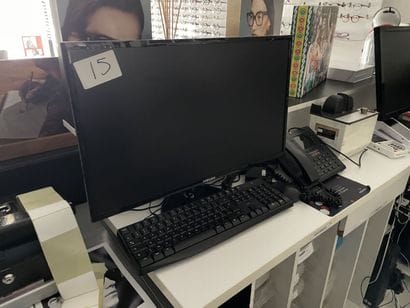 - 1 UC LENOVO Thincentre core i5
- 1 écran...