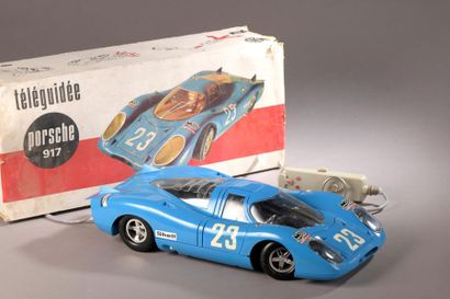 SLJ Porsche 917 
Télécommandé, boîte, en...