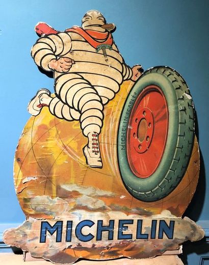 Lot Michelin Bibendum en l'état, comprenant...
