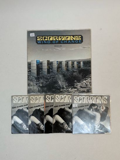 SCORPIONS
1 maxi 45T et 5 disques 45T