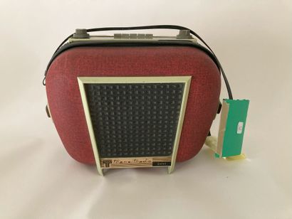 TEPPAZ
Tourne-disques et tuner
Vendu en ...