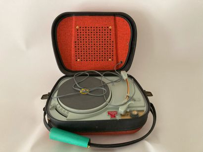 TEPPAZ
Tourne disques
Vendu en l'état