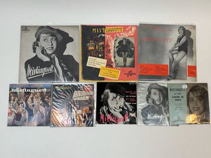 MISTINGUETT
4 albums 25 cm et 5 disques ...