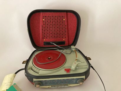 TEPPAZ
Tourne-disques et tuner
Vendu en ...