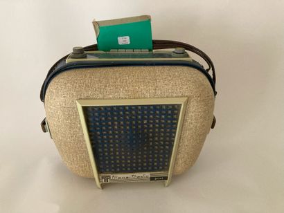 TEPPAZ
Tourne-disques et tuner
Vendu en ...