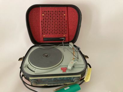 TEPPAZ
Tourne-disques et tuner
Vendu en ...