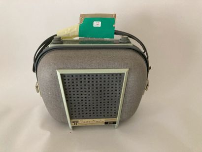 TEPPAZ
Tourne-disques et tuner
Vendu en ...