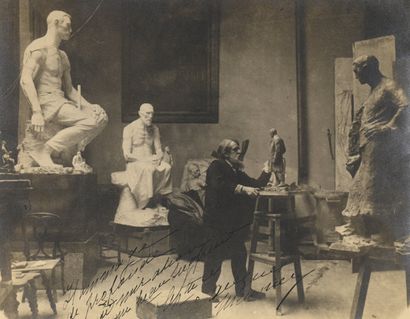 Portraits d’artistes 1870-1970
Important...