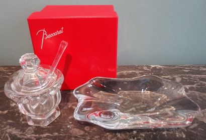 BACCARAT
Un vide-poche et un moutardier en...