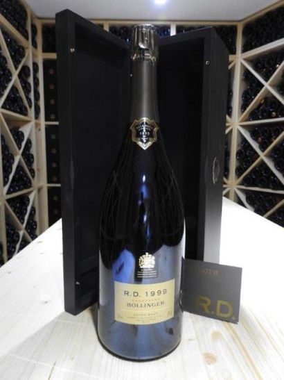 1 Mag CHAMPAGNE EXTRA BRUT R.D (Coffret Bois...