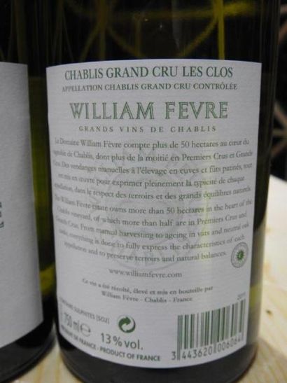 6 B CHABLIS LES CLOS (Grand Cru), 2011, William...