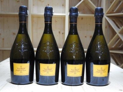 4 B CHAMPAGNE BRUT LA GRANDE DAME, 2004,...