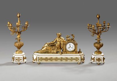 Importante garniture de cheminée 