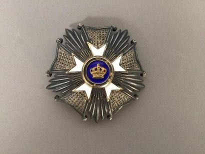 BELGIQUE.
Ordre de la Couronne, créé en 1897....