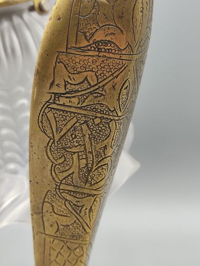 Edgar BRANDT (1880-1960), dans le goût de.

Lampe...